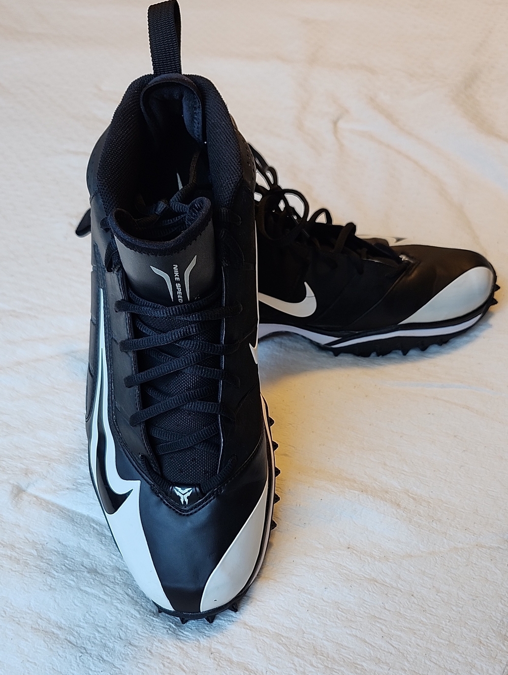 Vintage 2008 Nike Land Shark Mid Football Turf Cleats Black White Men's Size 13